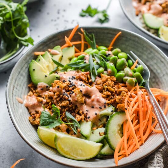 Vegan Bang Bang Tempeh Bowl - Recipe photo by veggiejam