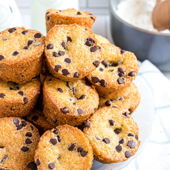 Mini Chocolate Chip Muffins - Recipe photo by berlyskitchen
