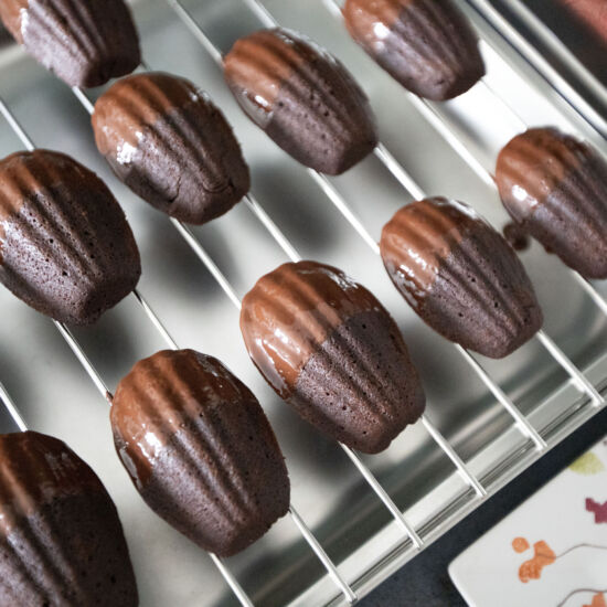Chocolate Madeleines - Recipe photo by foodmakesmehappy