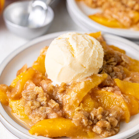 Fresh Peach Crisp - Recipe photo by berlyskitchen