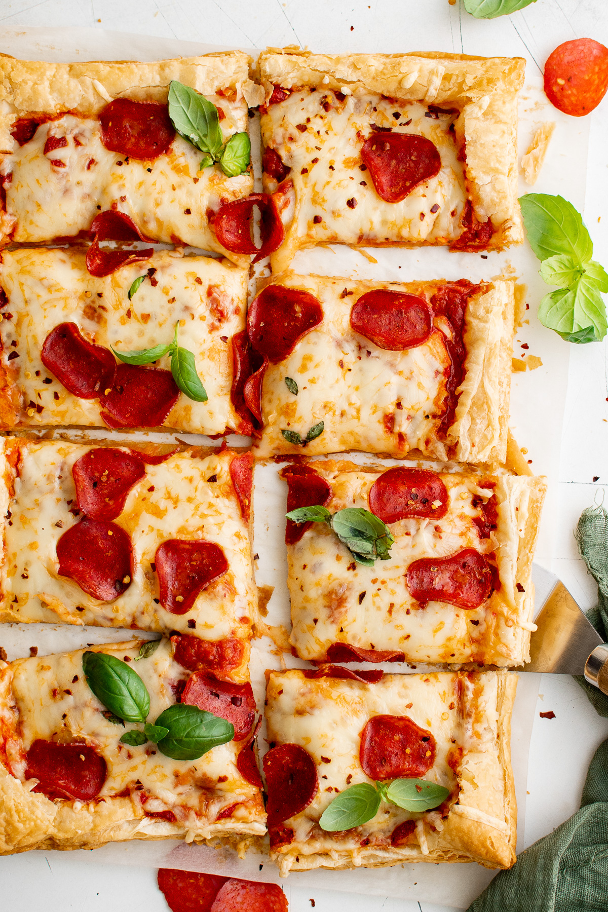 Puff Pastry Pizza - Recipe photo by berlyskitchen