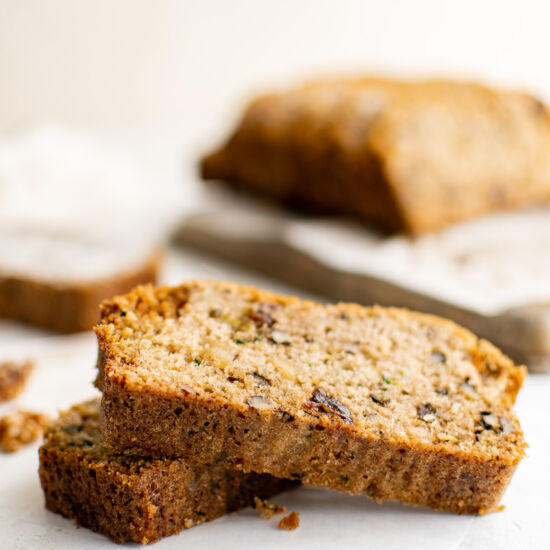 Easy Zucchini Bread with Raisins - Recipe photo by berlyskitchen
