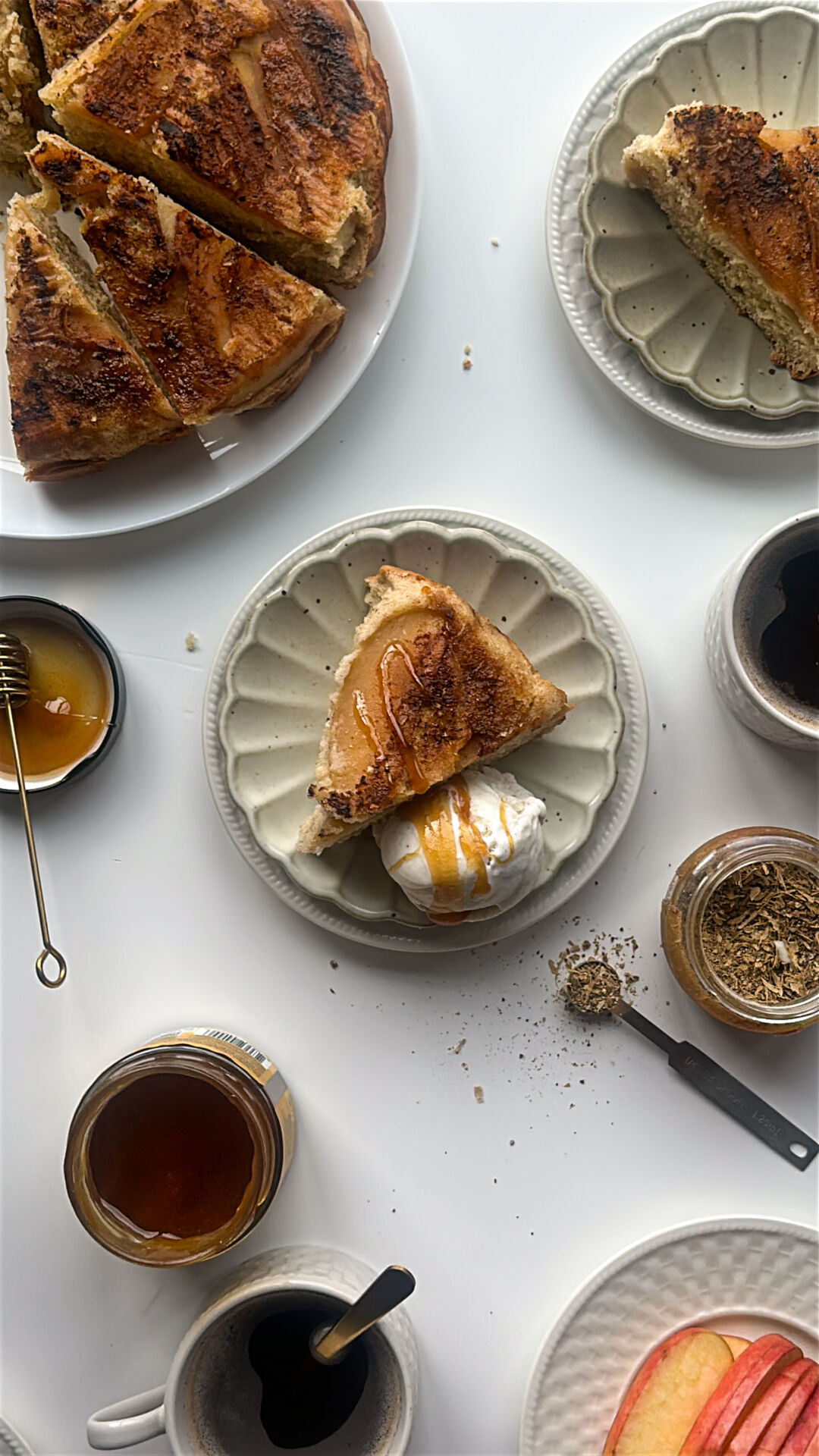 Apple Cinnamon Cake - Recipe photo by amb.w