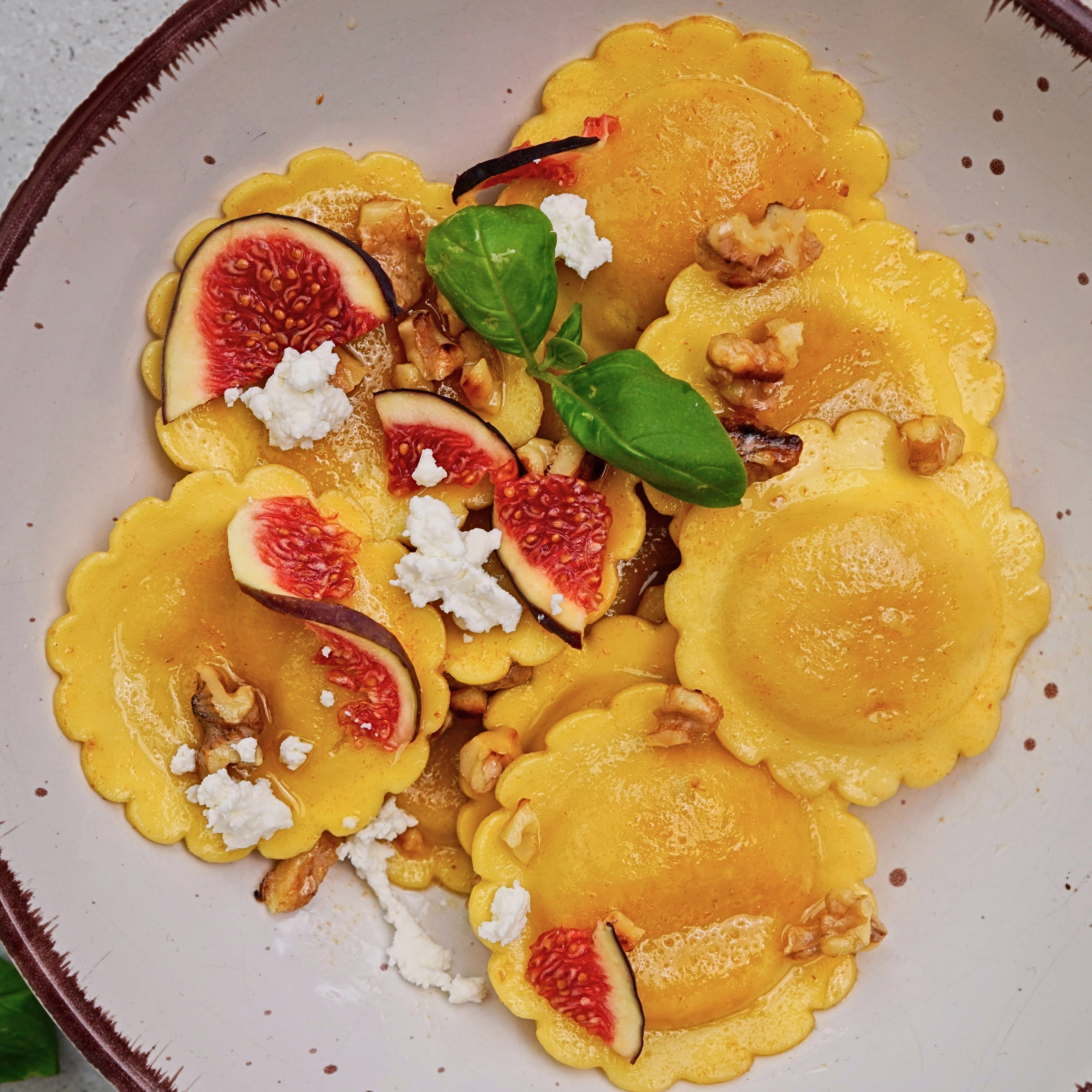 Brown Butter Pasta in 15 Minutes - Recipe photo by Vegtasty