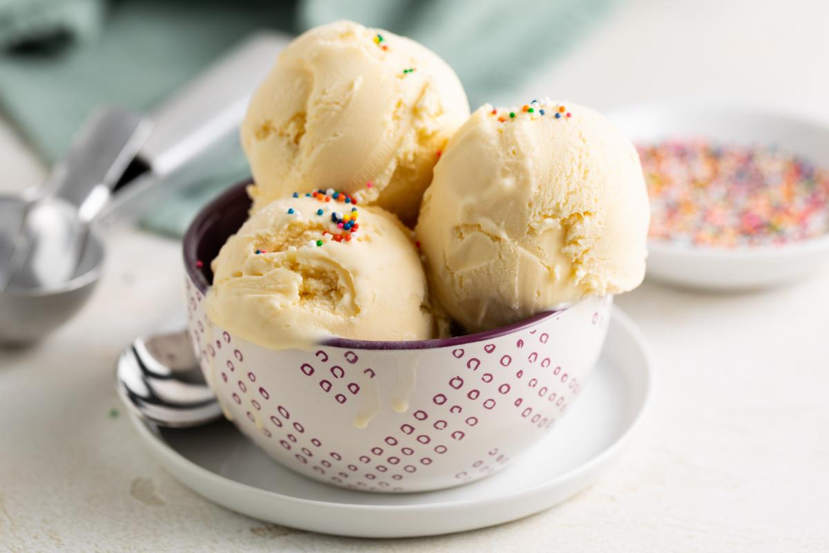 Homemade Vanilla Ice Cream - Recipe photo by berlyskitchen